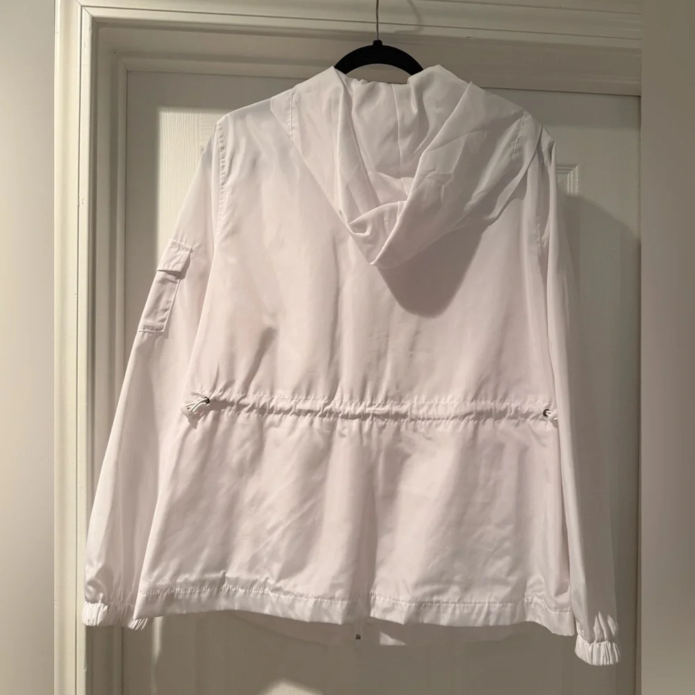 Cabi Race Windbreaker - Picture 5 of 5